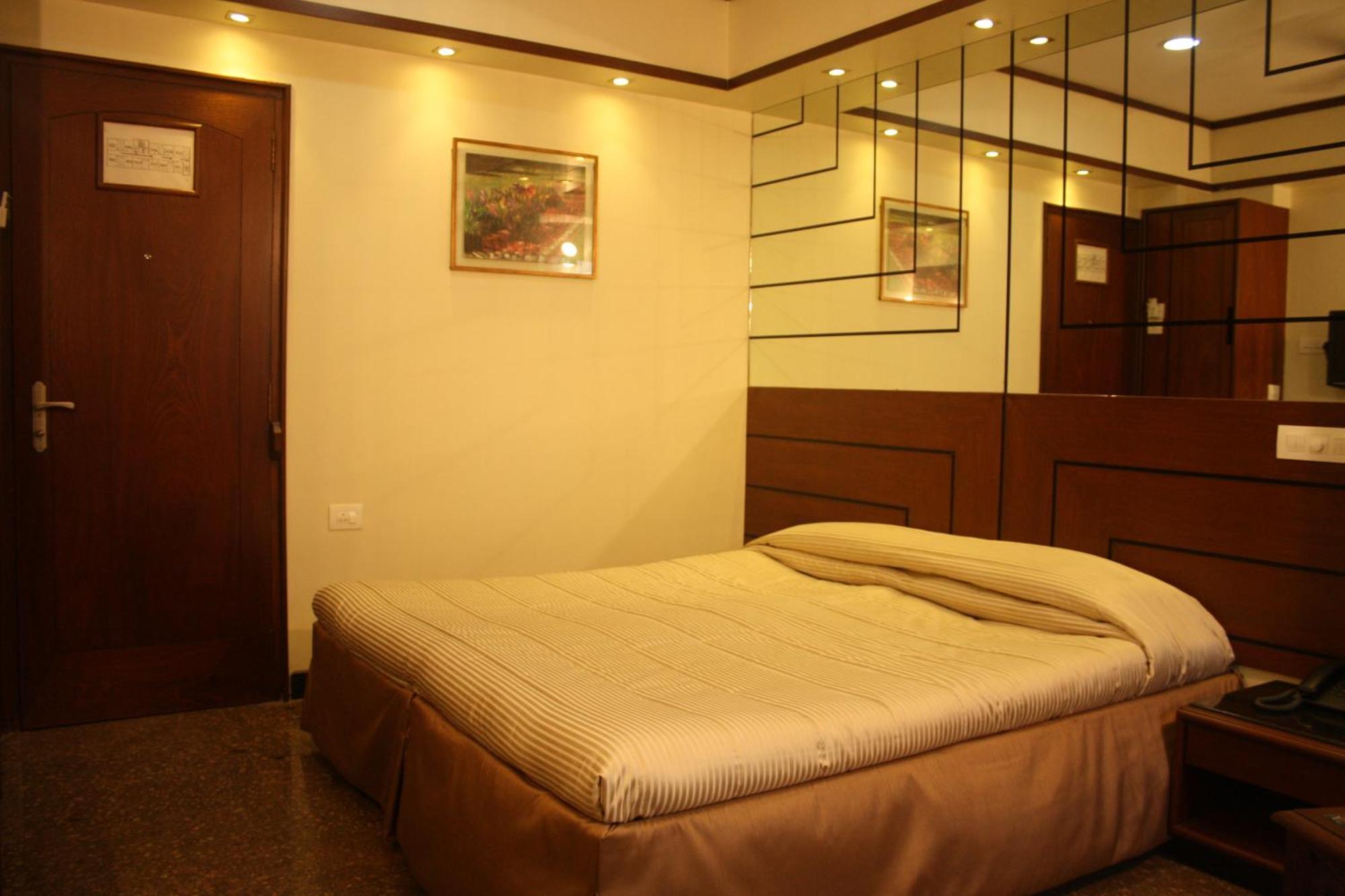 Hotel Karl Residency Bombaim Exterior foto